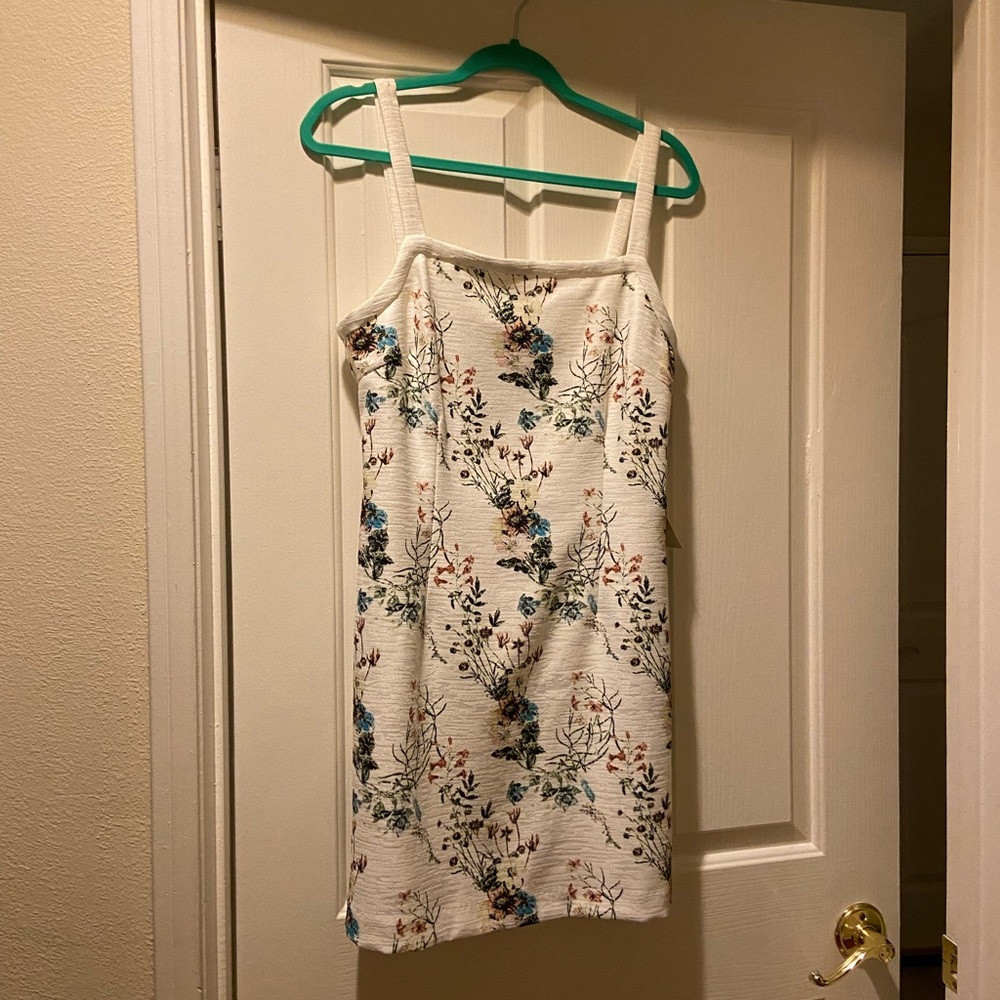 Lucy Paris White Floral Dress size L/Eur 42